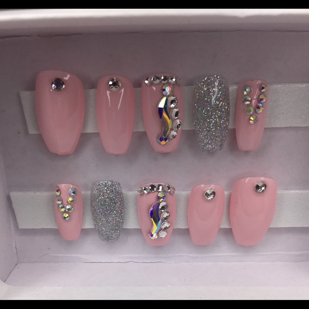Custom Press On Nails - image 8